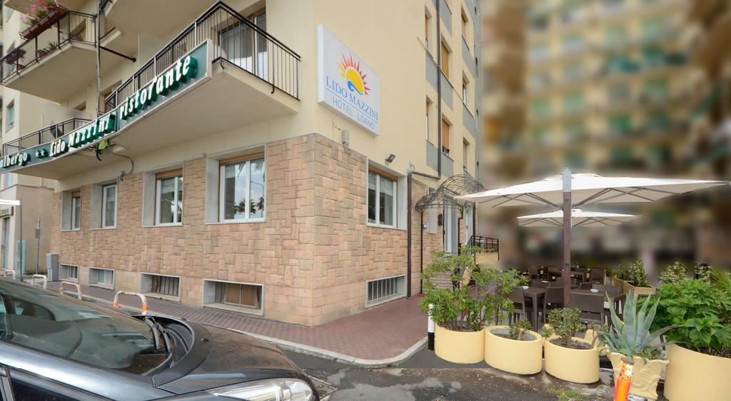 Hotel Lido Mazzini Loano Exterior foto